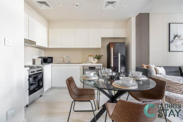 Cloud 9 - Townhouse style 2 BR Apt with BBQ Patio photo 7