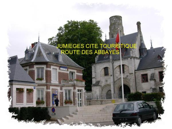 A la foto es mostra l'objecte La Bonne Famille situat a la ciutat de Le Trait.