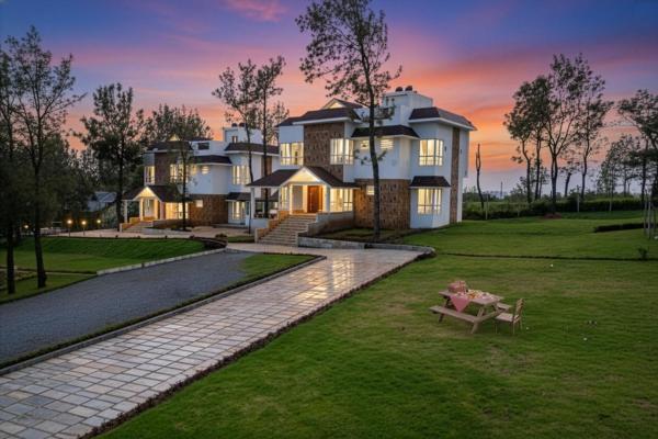 A la foto es mostra l'objecte Villa Hugel ooty By StayVista situat a la ciutat de Lovedale.