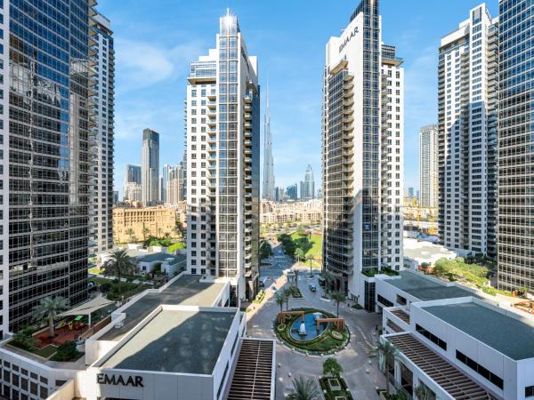 På billedet ses objektet Kensington 1BR Elite Downtown Residence Near Burj beliggende i byen Dubai.