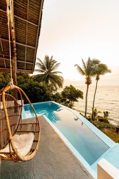 Bintana Sa Paraiso - Camiguín