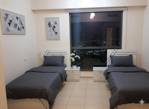 På billedet ses objektet Dubai Short Stay Vacation Homes Rental Room beliggende i byen Dubai.