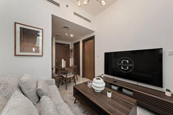 Billede 3: Chic 1BR at Reva Stunning Canal Views