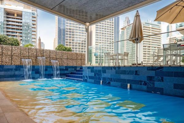 Billede 5: Chic 1BR at Reva Stunning Canal Views