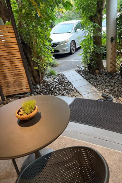 Serene Garden Retreat In Herne Bay - Auckland