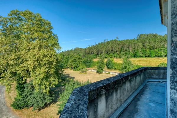A la foto es mostra l'objecte Le logis du château situat a la ciutat de Trélissac.