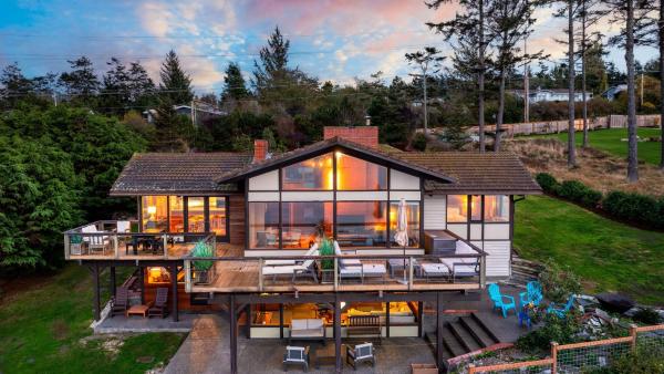 Salish Sea Escape By Avantstay - Oak Harbor, WA