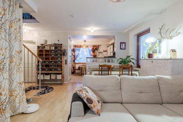 2 Bedroom Apartment By The River, Close To City - Rovaniemi