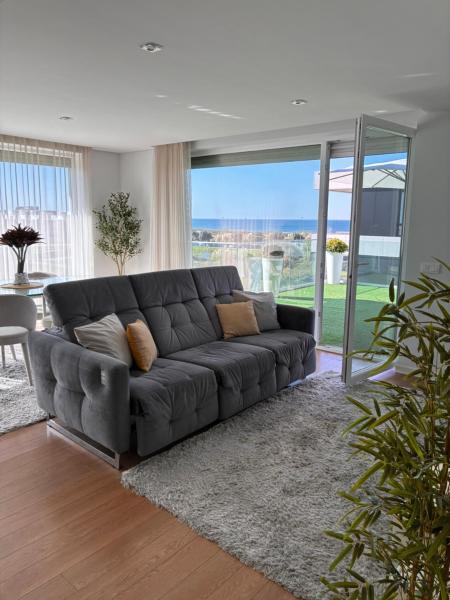 Luxury By The Blue - Porto