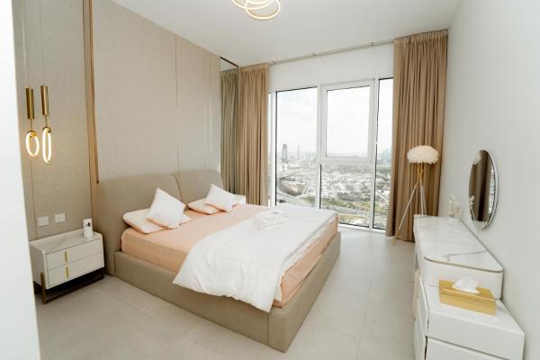 A la foto es mostra l'objecte Dubai Frame & Skyline View 2BR - Rooftop Pool situat a la ciutat de Dubai.