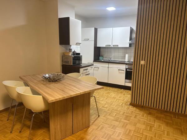Na fotografii je vidět objekt Apartment 8 at Cologne Cathedral nacházející se ve městě Kolín nad Rýnem.