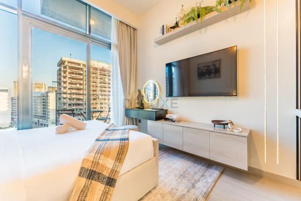 A la foto es mostra l'objecte Contemporary Studio Apartment with Balcony & Community Views - Azizi Riviera 48, Al Merkadh by Deluxe Holiday Homes situat a la ciutat de Dubai.