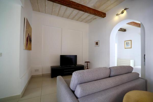 Spacious 3br Apartment With Private Garden T5 - Valletta