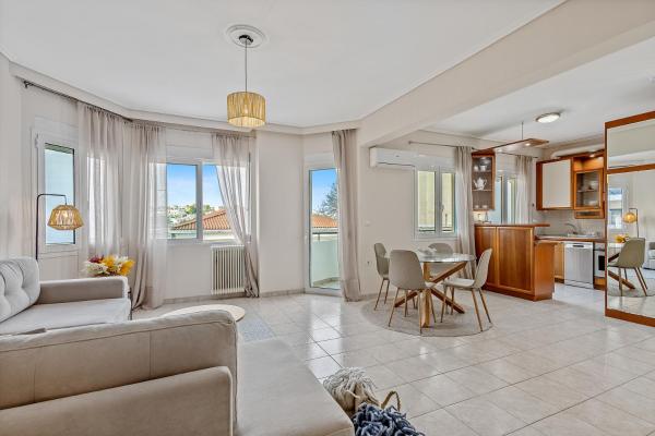 A la foto es mostra l'objecte Fabulous central apartment close to the sea! situat a la ciutat de Calcis.