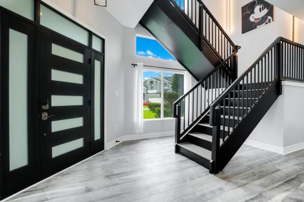 Luxury Villa Near Disney I Fully Renovated