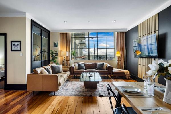 Spacious 2br In Cbd Pool Gym Parking Zodiak Stays - Auckland