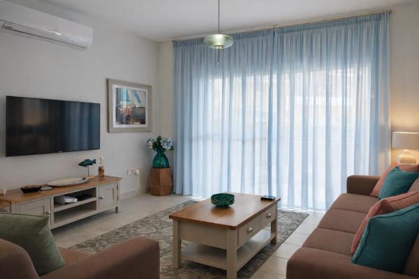 Stylish Garden Apartment At Paphos Harbour - Paphos