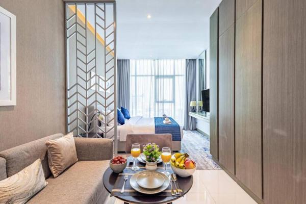 A la foto es mostra l'objecte Modern Studio in Business Bay - Canal & City Views - Gym & Pool situat a la ciutat de Dubai.