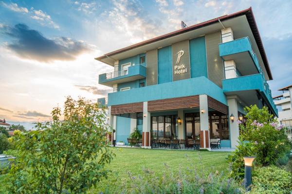 En la foto se muestra el objeto Park Hotel ubicado en la ciudad de Katerini.