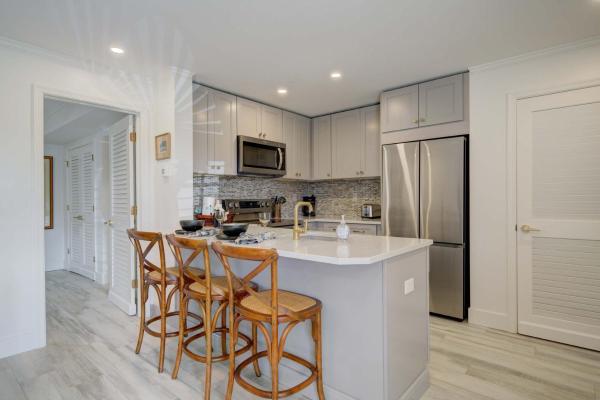 Le Malo Vacation Rental - Naples