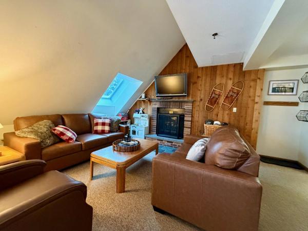 Mountain Green Condo Walk To Snowshed Lodge, Sleeps 6, Shuttle Access - Vermont