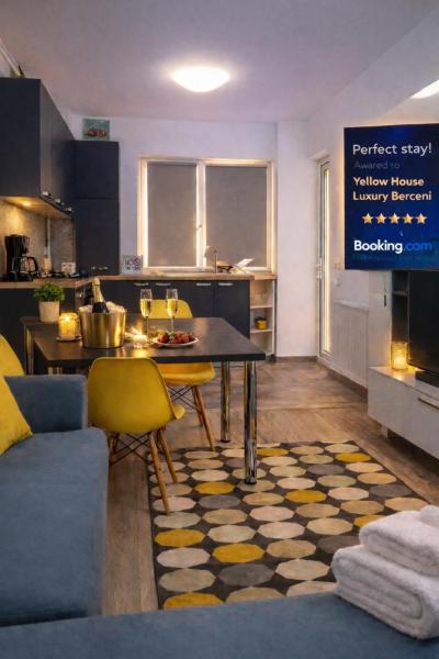 A la foto es mostra l'objecte Yellow House Luxury Berceni situat a la ciutat de Bucarest.