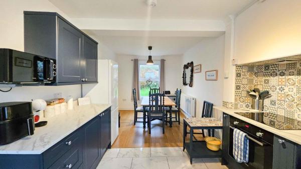 Brynview - 3 Bedroom Holiday Home - Reynoldston - Llangennith