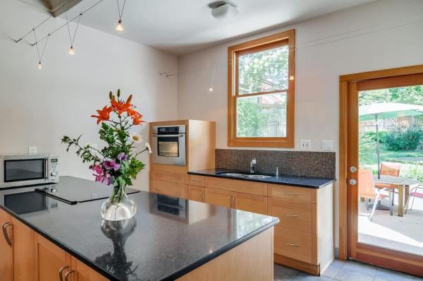 The Hummingbird Retreat By Stay Local Nashville - Brentwood, TN