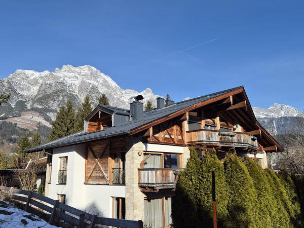 Mountain Lodge Leogang- Modernes Alpen Apartment, Balkon, Bergblick, Kamin, Sauna - Leogang