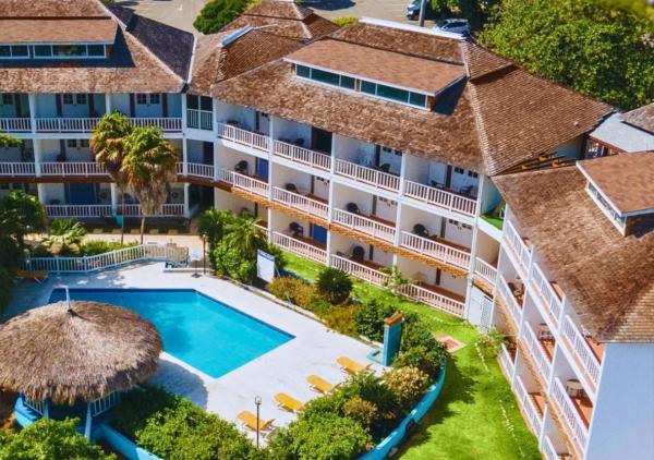 A la foto es mostra l'objecte Grand Hotel Excelsior Port Royal situat a la ciutat de Kingston.