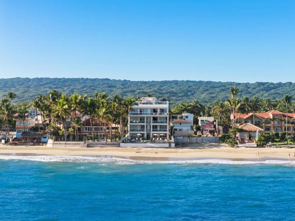 Na foto é possível ver o objeto Watermark Luxury Oceanfront Residences localizado na cidade de Cabarete.