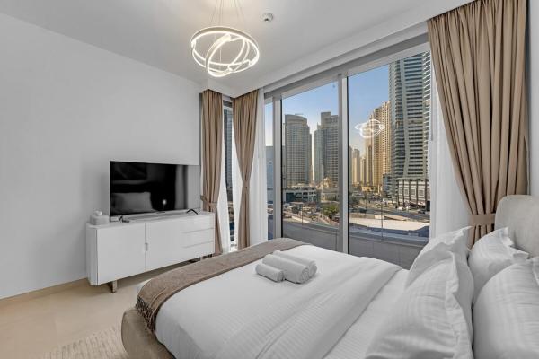 Kuva 6: Waves - LIV Marina Luxe 2BR Apt with Dubai Marina Views