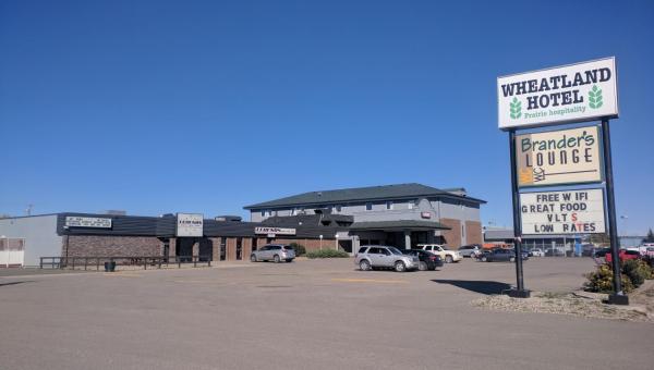 På billedet ses objektet Wheatland Hotel beliggende i byen Strathmore.