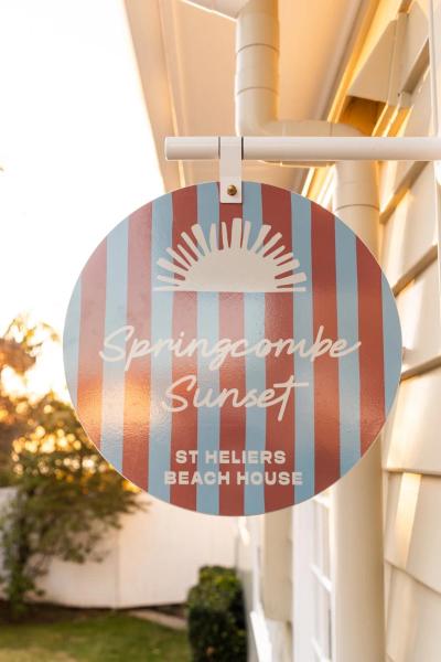 Springcombe Sunset- St Heliers Beach House, Auckland