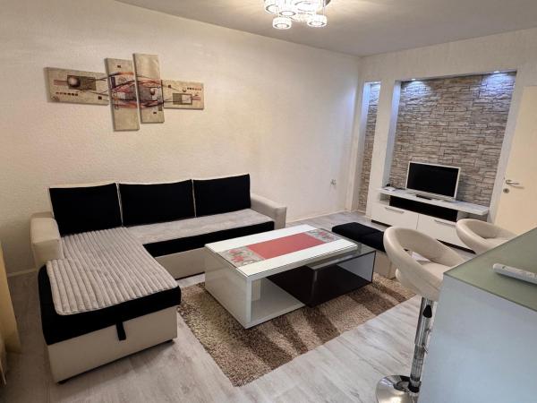 Na foto é possível ver o objeto Apartment City Strumica localizado na cidade de Valandovo.