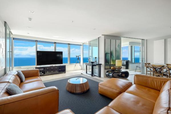Tallest Tower Skyhomes | 9 Hamilton Avenue - Surfers Paradise