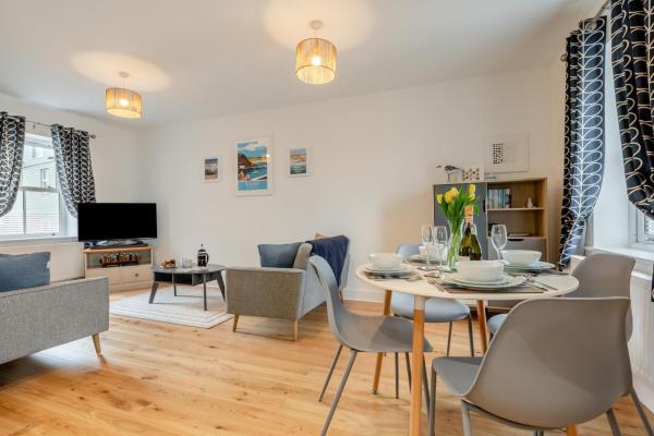 Apartmán se 2 ložnicemi - 2 Bed in Bude oc-u31759