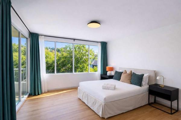 Modern 3 Bedroom Townhouse In Brunswick - Brunswick