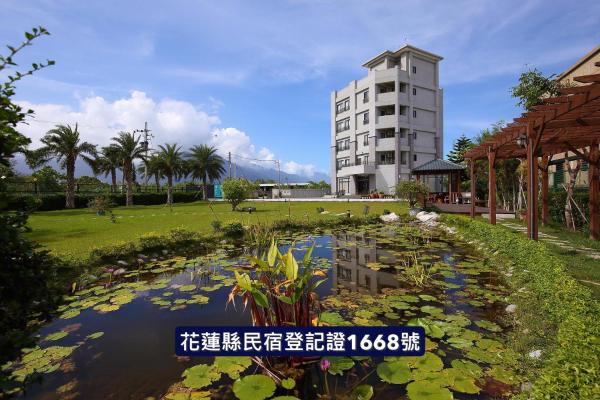 Photo 1 : 花蓮知卡宣民宿
