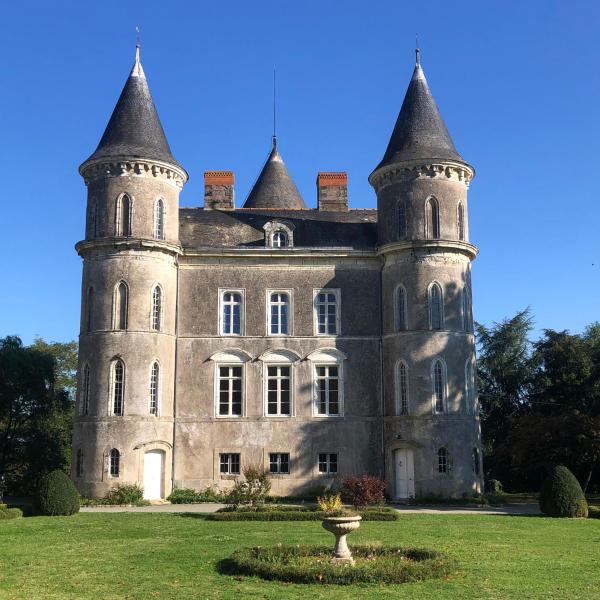 På billedet ses objektet Château Doré les Tours - Appartement Renard beliggende i byen Roussay.