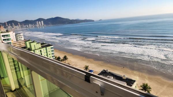 Apto 3 Suítes 3 Garagens Vista Mar Em Meia Praia - Itapema