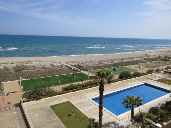 Appartement En Bord De Mer Avec Terrasse Et Parking Sécurisé - Fr-1-529-139 - Le Barcarès
