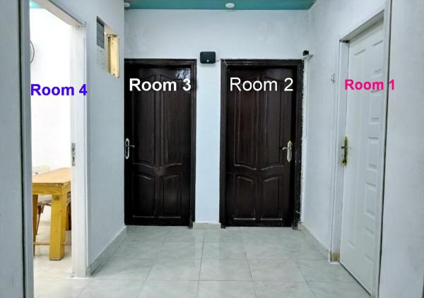 Na zdjęciu widoczny jest obiekt room 3 a room in Hostel of 4 rooms położony w mieście Hurghada.