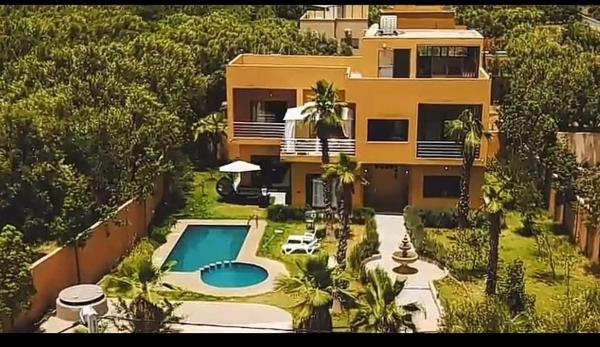 A la foto es mostra l'objecte Villa isouktan situat a la ciutat de Sbiti.