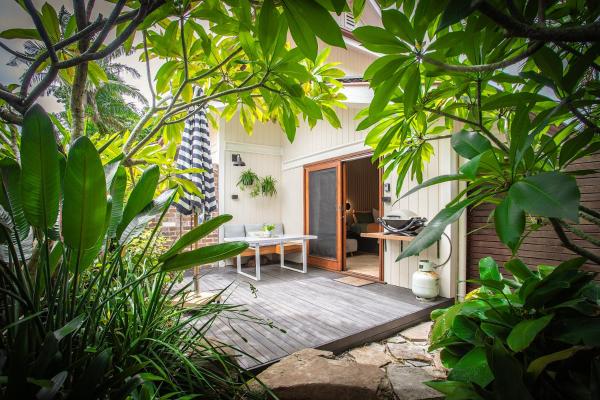 Alcorn Garden Studio - Dog Friendly 2 Mins Walk To Beach - Byron Bay