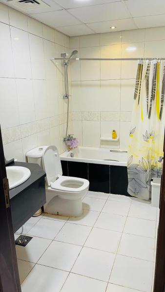 Na fotografii je vidět objekt Cozy 1bedroom Apartment nacházející se ve městě Adžmán.