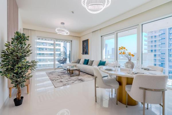 Fotografie 2: TRPS - Grand Bleu Tower 2, EMAAR Beachfront - Atlantis & Marina View, Private Beach, Furnished