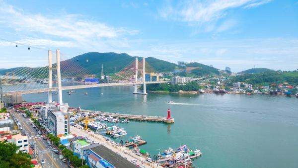 På bildet vises objektet Yeosu Onueli Pension som ligger i byen Yŏsu.