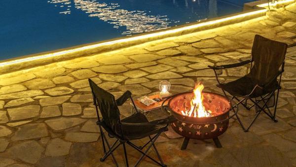 Na fotografii je vidět objekt Gapyeong Orion PoolVilla pension nacházející se ve městě Samgŏ-ri.