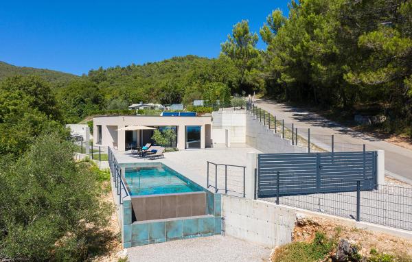 Gorgeous Home In Labin - Rabac